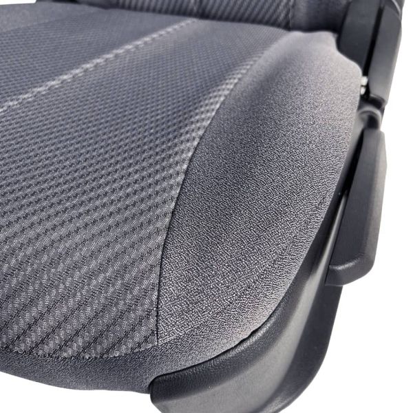 Чехлы из Жаккарда на Renault Fluence 2009-2017 г.в. Чехлы из Жаккарда на Renault Fluence 2009-2017 г.в.